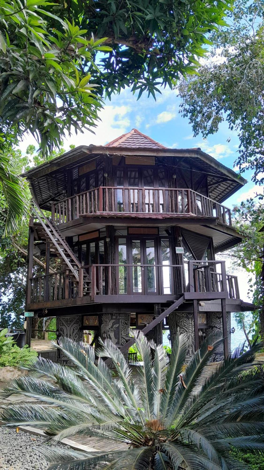 Kasuari Valley Beach Resort Sorong Eksteriør bilde